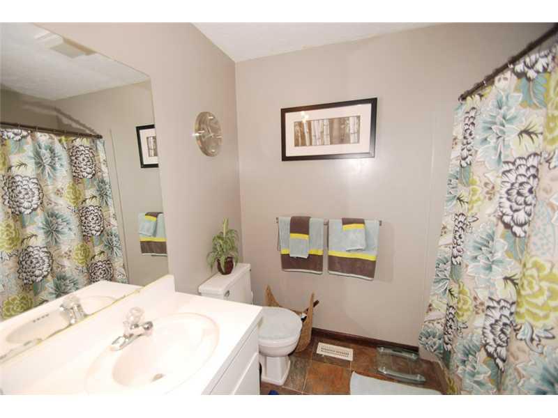 242 West Street Pendleton, IN 46064 - Photo 14 of 18 Gallery Image 14