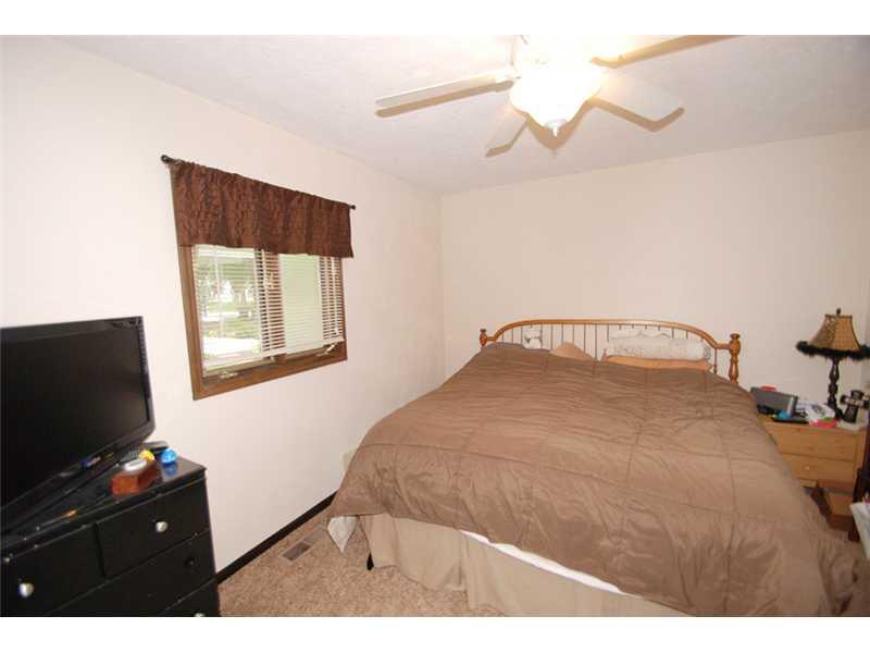 242 West Street Pendleton, IN 46064 - Photo 17 of 18 Gallery Image 17