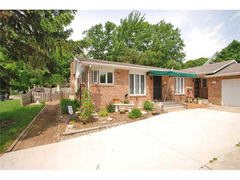 242 West Street Pendleton, IN 46064 - Photo 4 of 18 Gallery Image 4