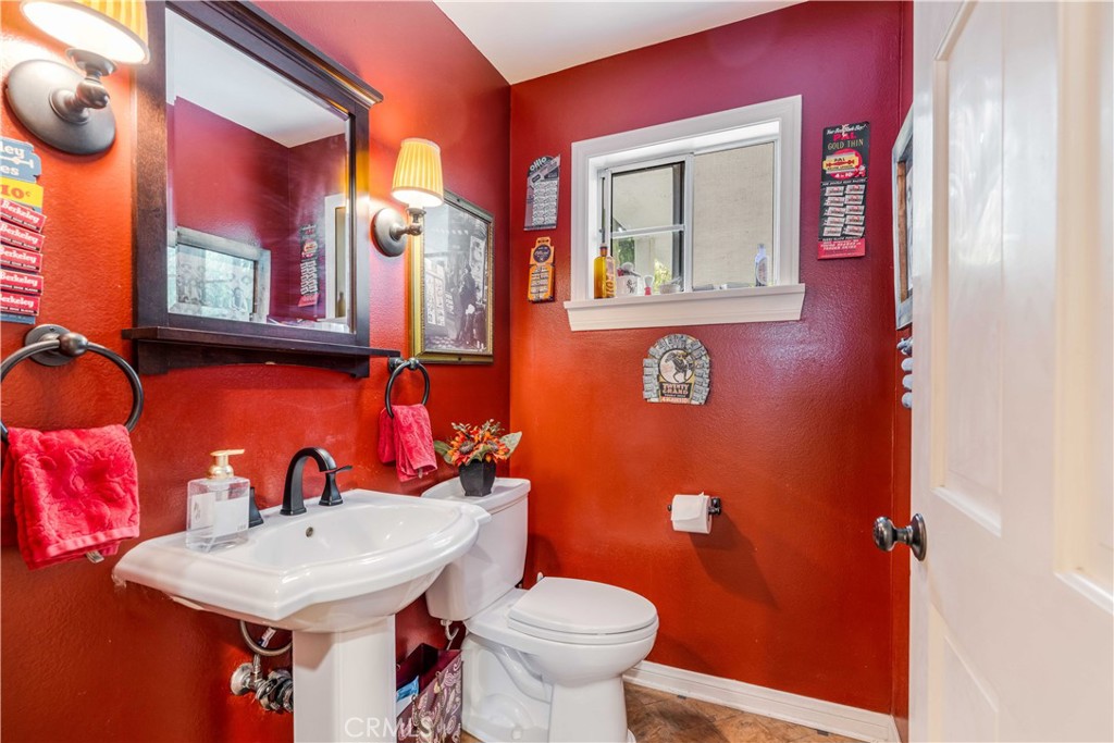 1714 Riverside Drive Glendale, CA 91201 - Photo 29 of 40