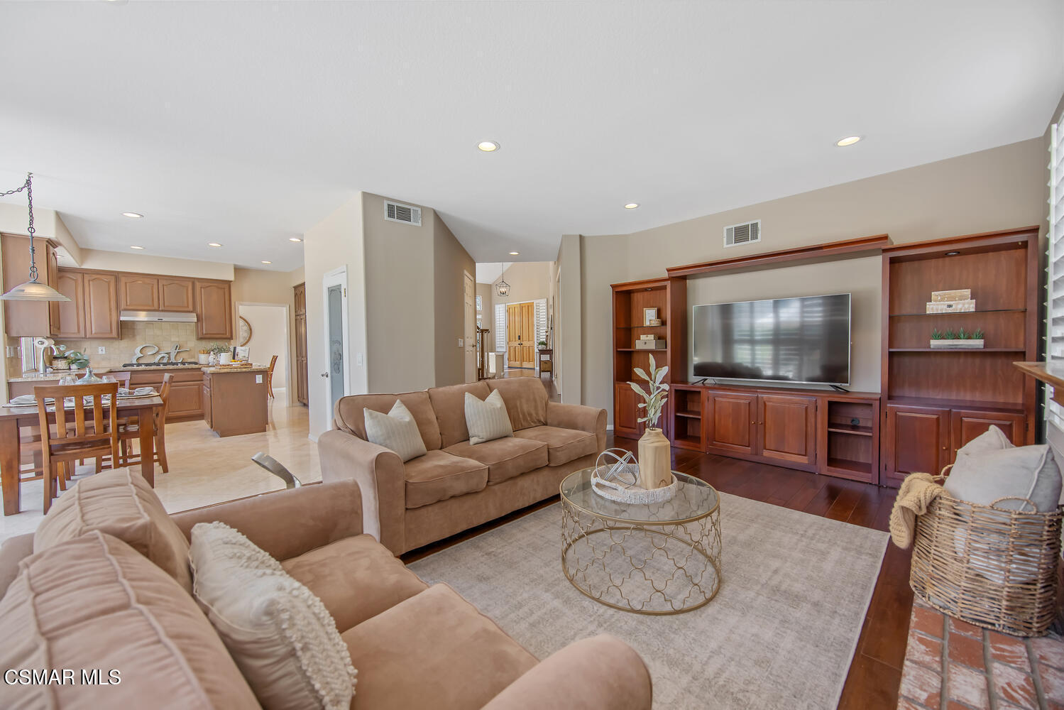 4308 Cedardale Road Moorpark, CA 93021 - Photo 12 of 59 4308 Cedardale Rd Moorpark CA-large-015-