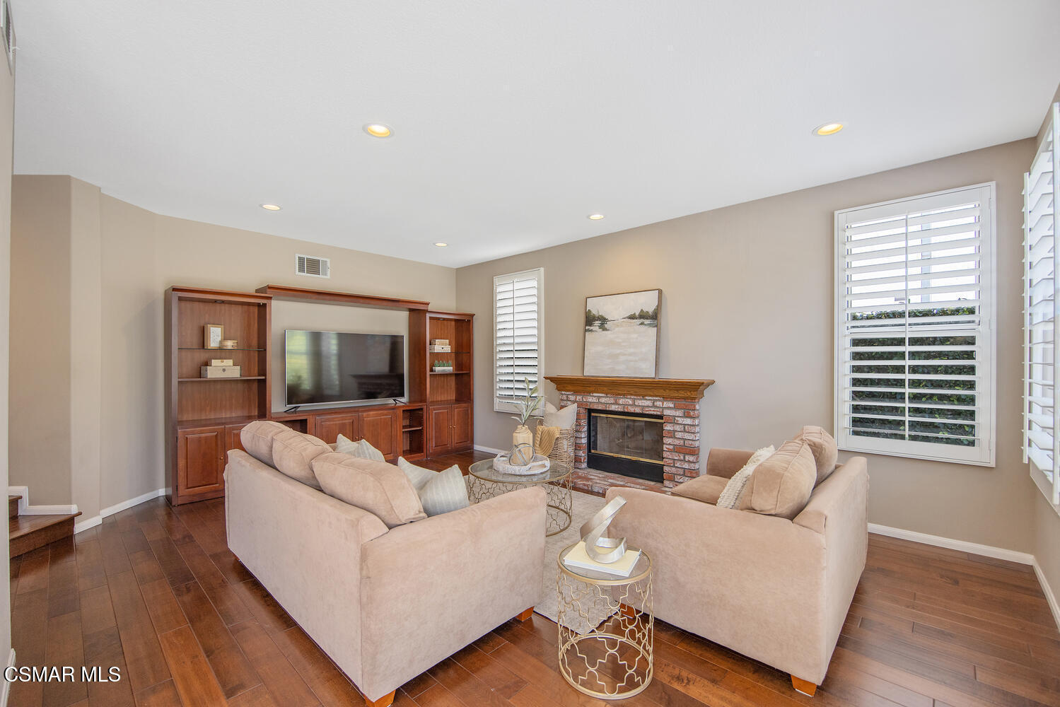 4308 Cedardale Road Moorpark, CA 93021 - Photo 13 of 59 4308 Cedardale Rd Moorpark CA-large-016-
