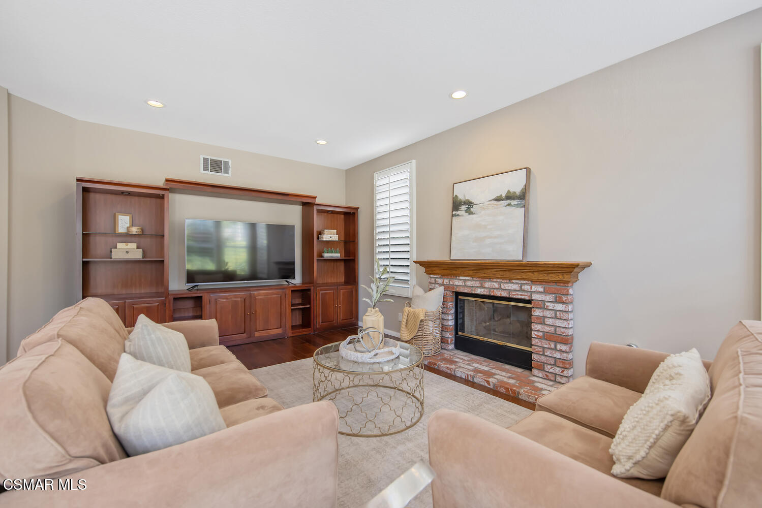 4308 Cedardale Road Moorpark, CA 93021 - Photo 14 of 59 4308 Cedardale Rd Moorpark CA-large-017-