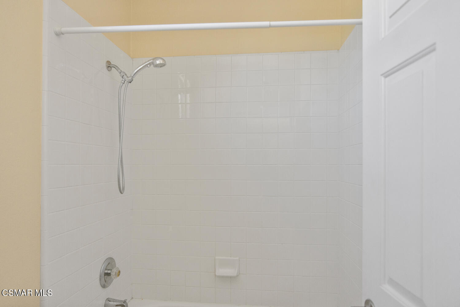 4308 Cedardale Road Moorpark, CA 93021 - Photo 33 of 59 4308 Cedardale Rd Moorpark CA-large-036-