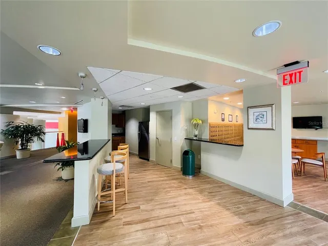 $2,000 | 322 East Central Boulevard, Unit 613, Orlando, FL 32801