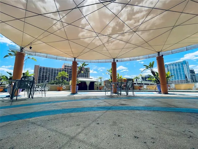 $2,000 | 322 East Central Boulevard, Unit 613, Orlando, FL 32801