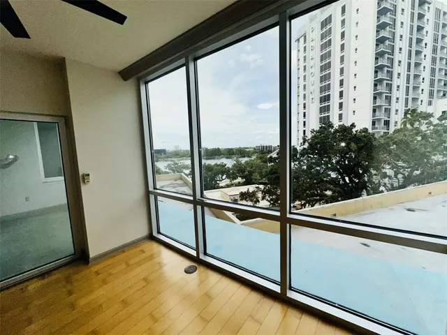 $2,000 | 322 East Central Boulevard, Unit 613, Orlando, FL 32801