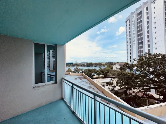 $2,000 | 322 East Central Boulevard, Unit 613, Orlando, FL 32801