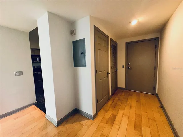 $2,000 | 322 East Central Boulevard, Unit 613, Orlando, FL 32801