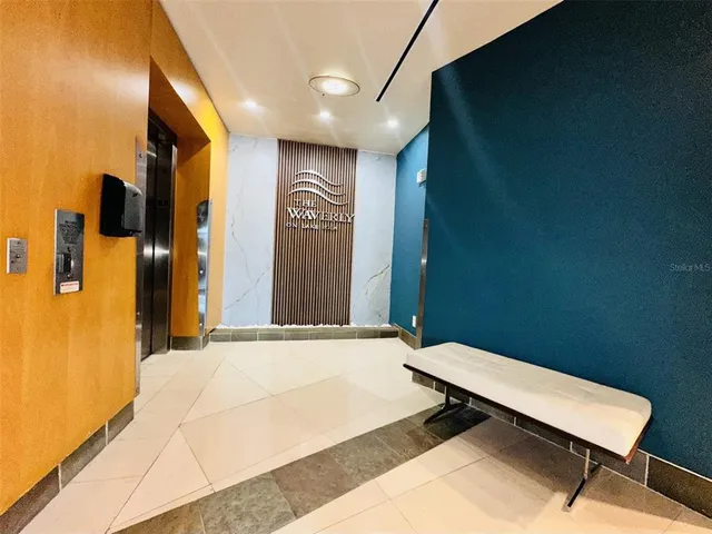 $2,000 | 322 East Central Boulevard, Unit 613, Orlando, FL 32801