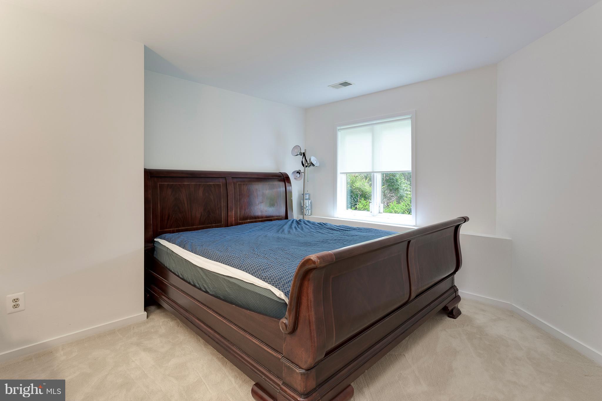 2038 Beacon Place Reston, VA 20191 - Photo 25 of 28 4th BR in Walk-out lower level