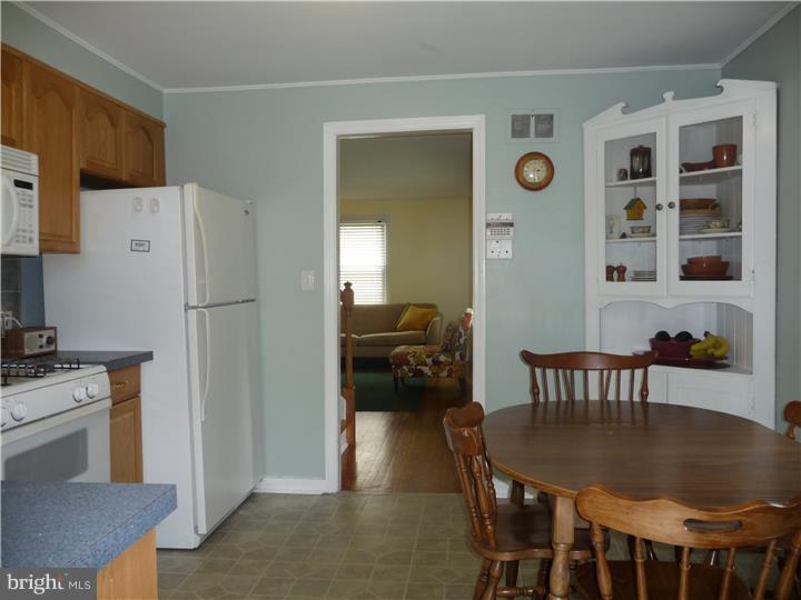 58 Gedney Road Lawrenceville, NJ 08648 - Photo 6 of 14 Kitchen