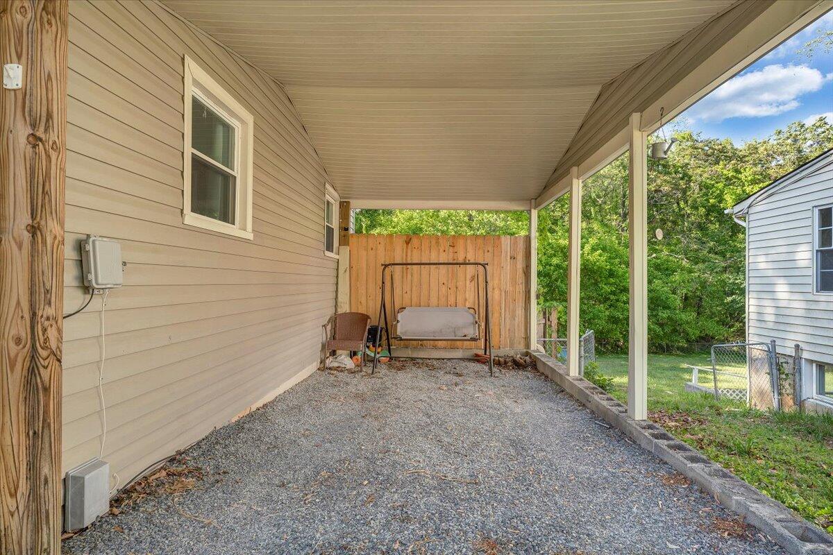 3502 Yellow Mountain Road Southeast Roanoke, VA 24014 - Photo 19 of 30 IMG_5805