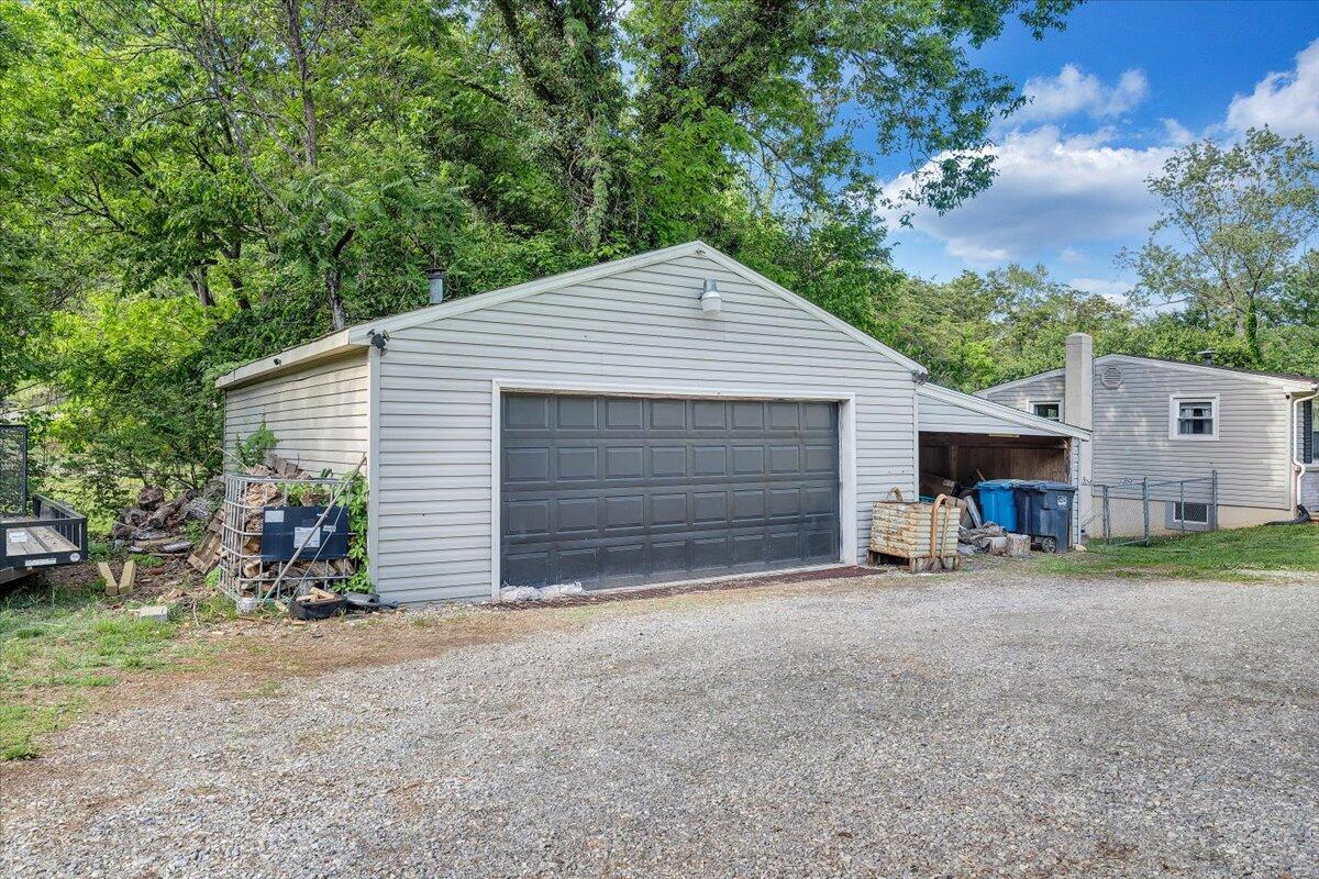 3502 Yellow Mountain Road Southeast Roanoke, VA 24014 - Photo 24 of 30 IMG_5821