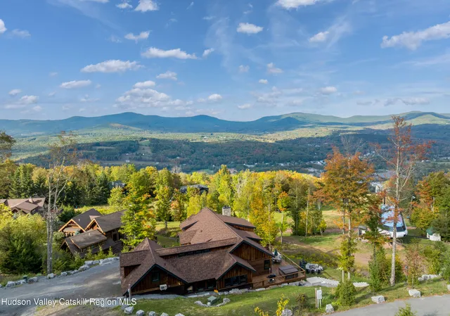 $500,000 | 220-240 Club Road, Windham, NY 12496