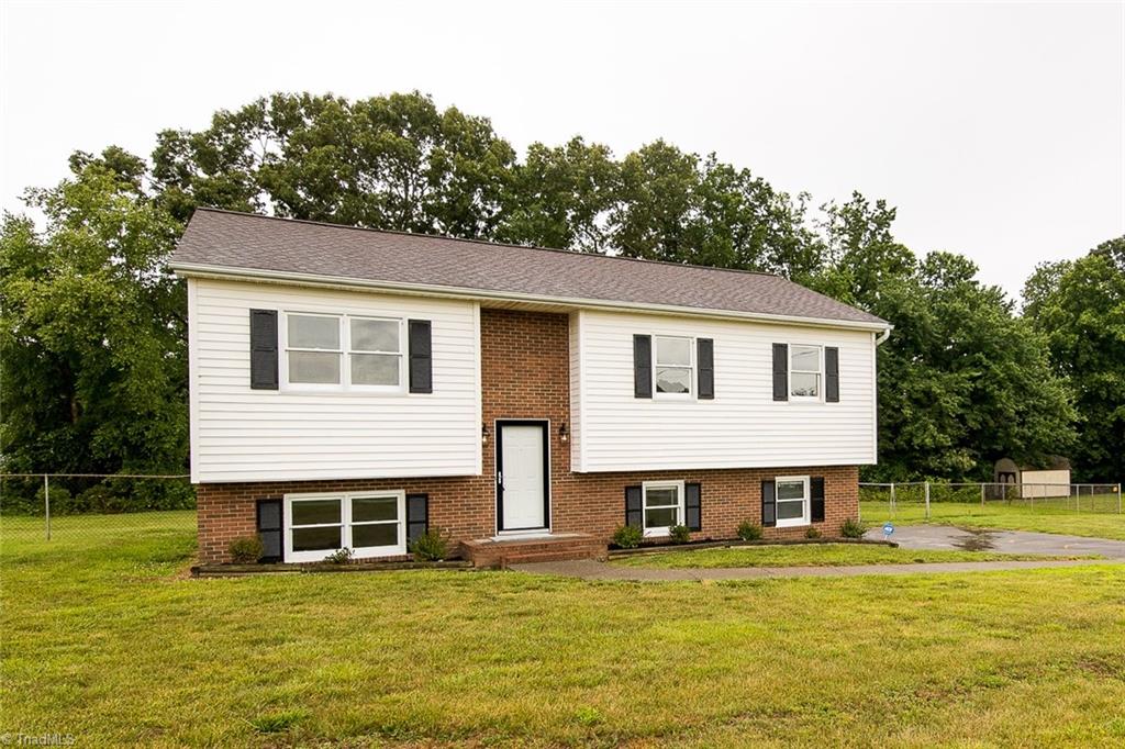 3772 Day Road Walkertown, NC 27051 - Photo 1 of 31 Gallery Image 1