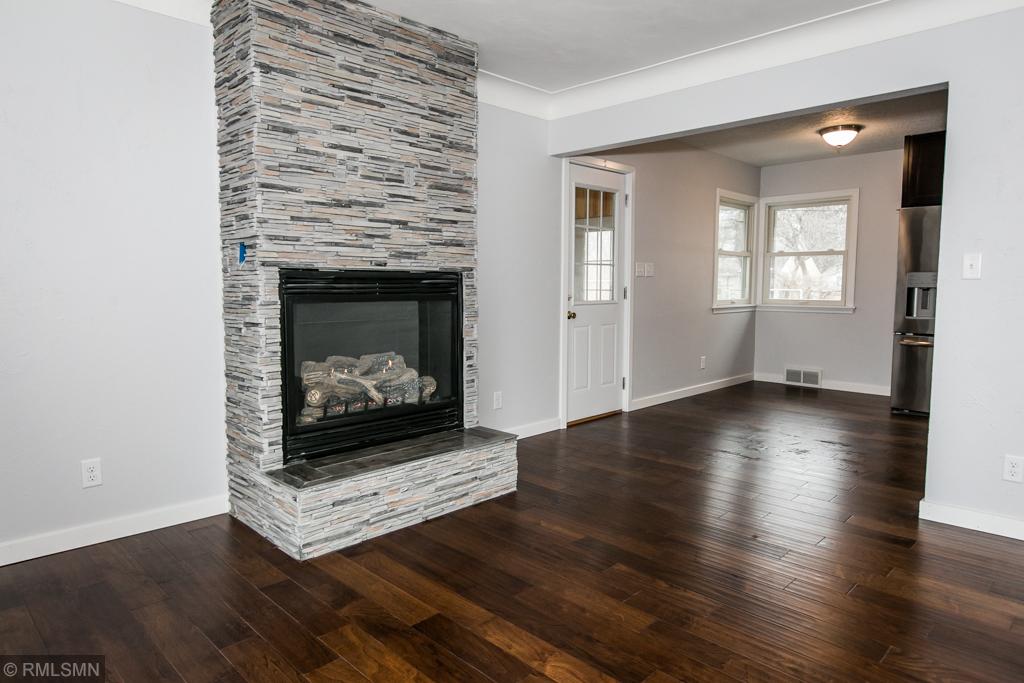 2197 Haddington Road Roseville, MN 55113 - Photo 11 of 31