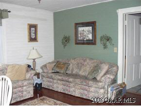 1762 Summerdean Road Middlebrook, VA 24459 - Photo 5 of 11 a living room with furniture and a window