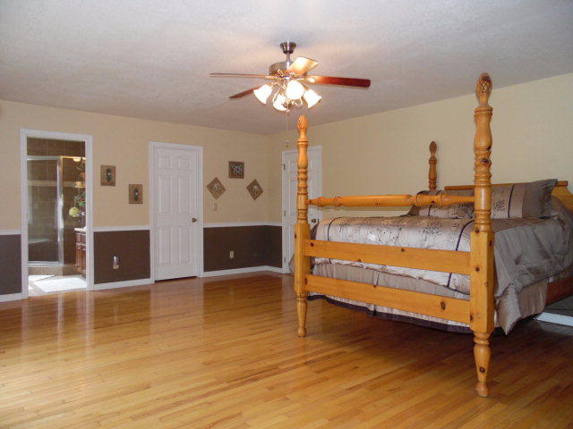 302 Muddy Pond Road Monterey, TN 38574 - Photo 14 of 38 169727_13