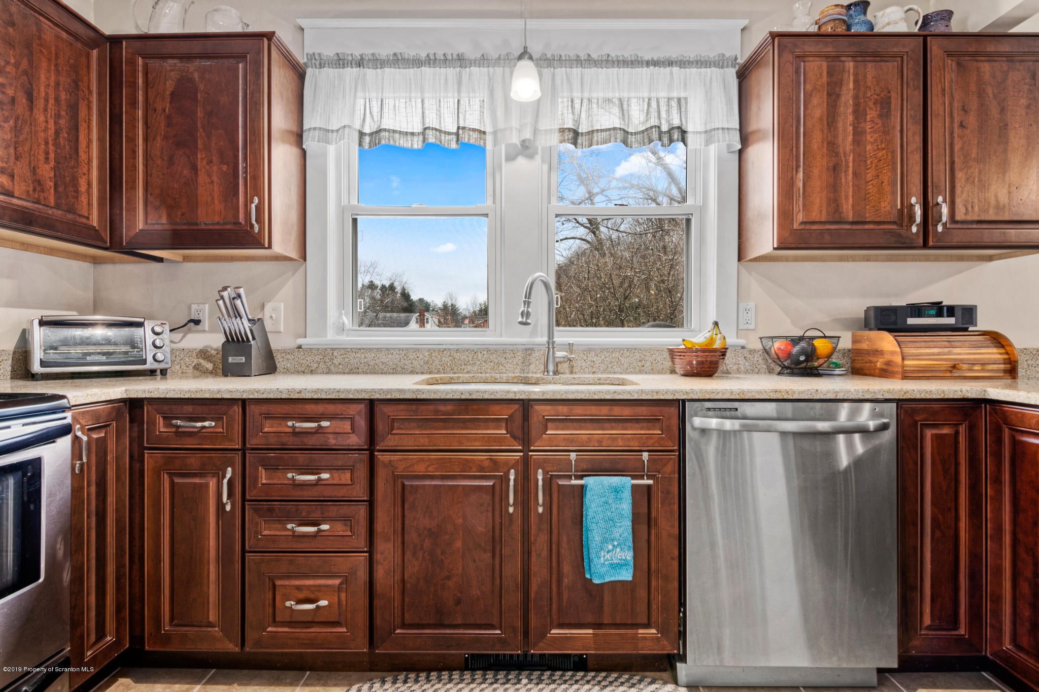 532 Huntsville Road Dallas, PA 18612 - Photo 8 of 28 Gallery Image 8