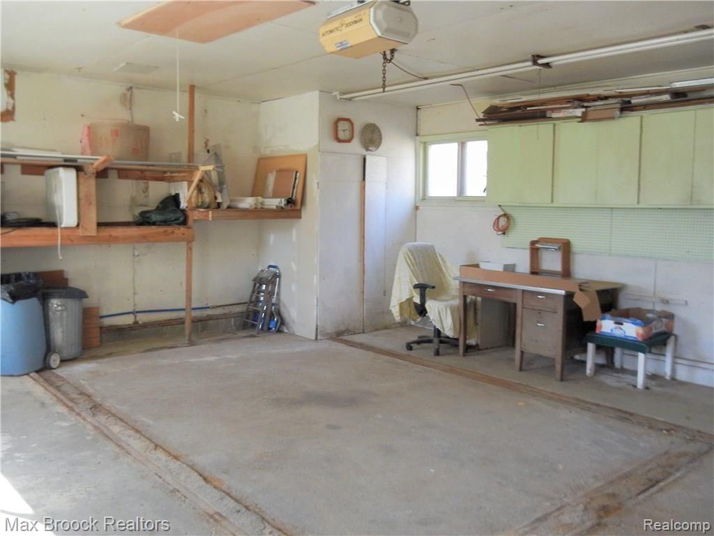 9950 Allen Road Clarkston, MI 48348 - Photo 74 of 76