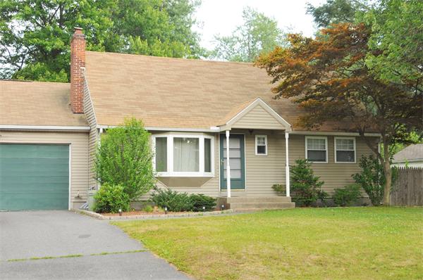 61 Grattan Street Springfield, MA 01119 - Photo 1 of 18 Gallery Image 1
