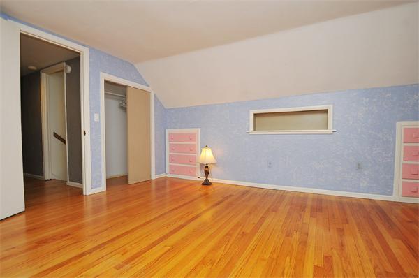 61 Grattan Street Springfield, MA 01119 - Photo 15 of 18 Gallery Image 15
