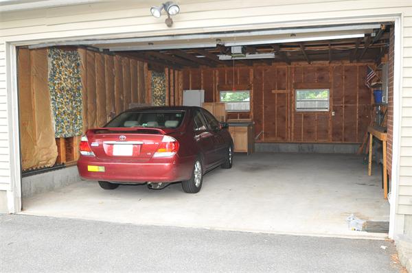 61 Grattan Street Springfield, MA 01119 - Photo 16 of 18 Gallery Image 16