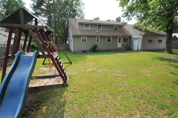 61 Grattan Street Springfield, MA 01119 - Photo 4 of 18 Gallery Image 4