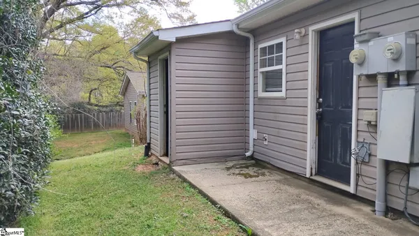 $995 | 104 B Garden Spot Circle, Liberty, SC 29657