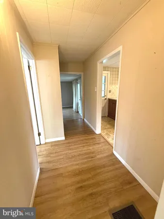 $1,500 | 4324 Valley Road, Enola, PA 17025