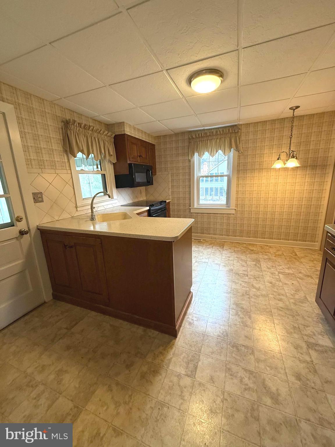 4324 Valley Road Enola, PA 17025 - Photo 13 of 29