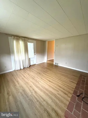 $1,500 | 4324 Valley Road, Enola, PA 17025