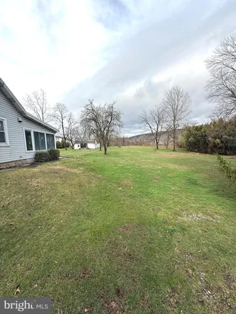 $1,500 | 4324 Valley Road, Enola, PA 17025