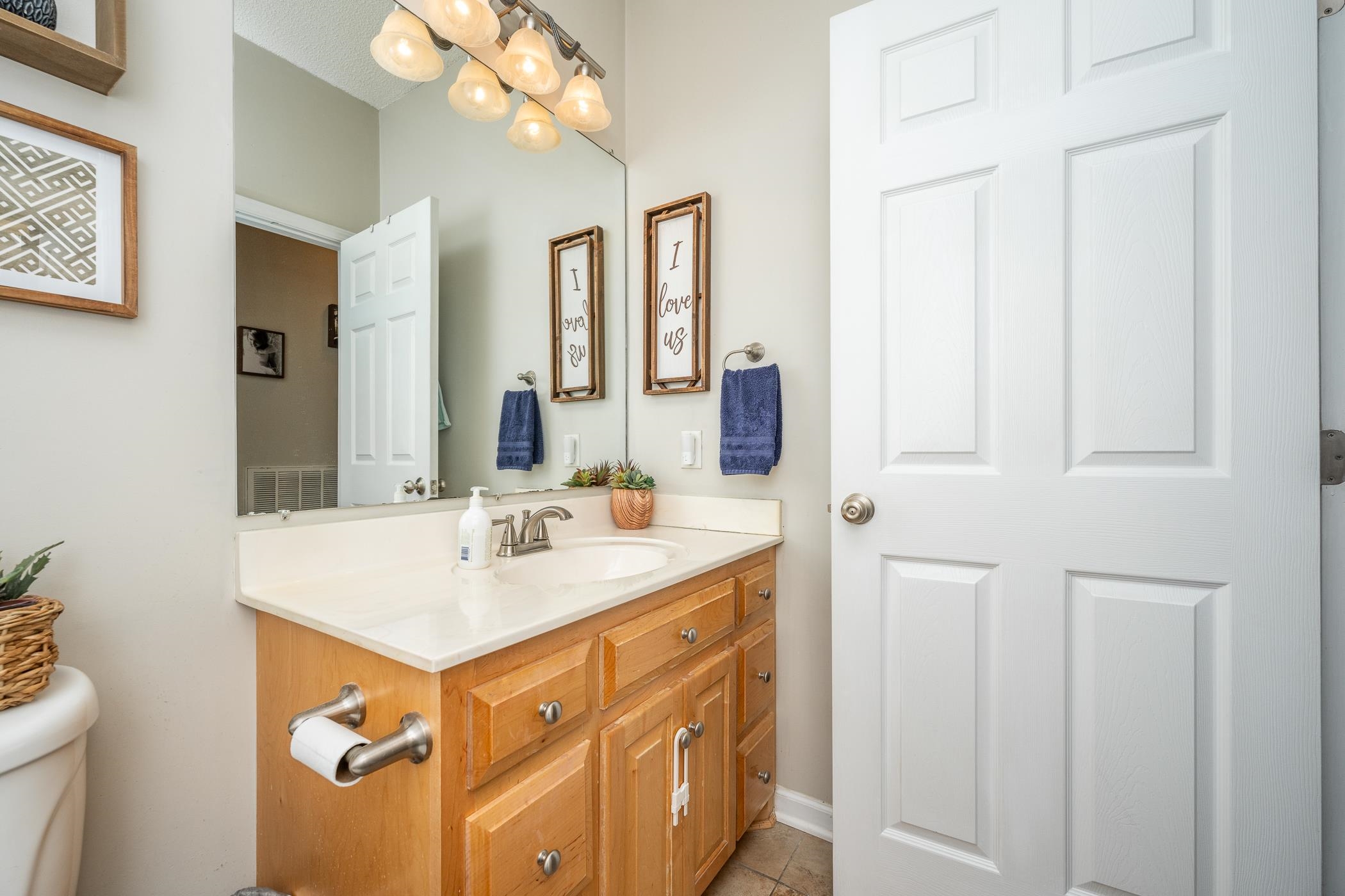 1033 South Rutherford Street Blacksburg, SC 29702 - Photo 13 of 28