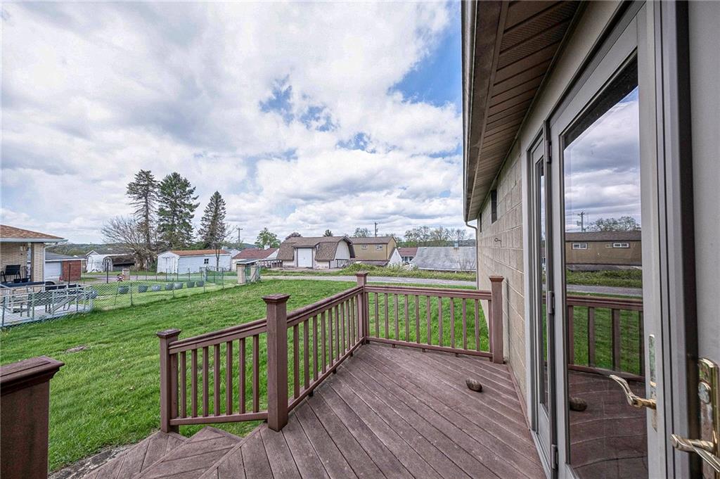 699 Kaye Avenue Monaca, PA 15061 - Photo 31 of 43