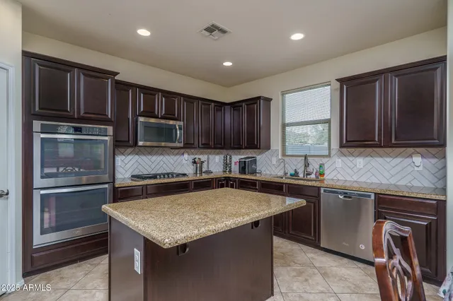 $535,850 | 10855 South 175th Drive, Goodyear, AZ 85338