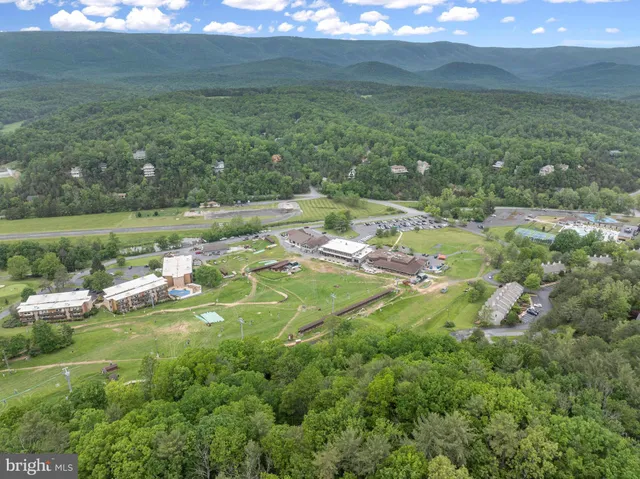 $775,000 | 272 Fritzel Way, Basye, VA 22842