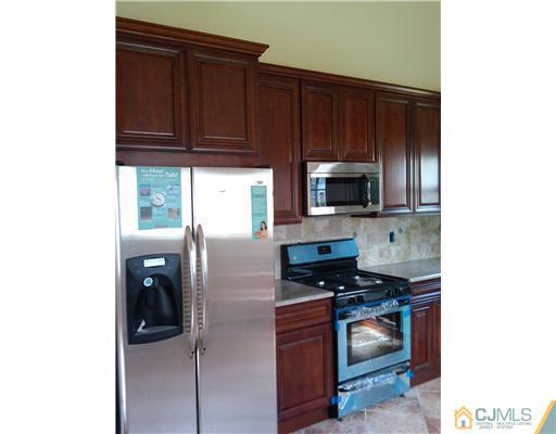 94 Westminster Road Colonia, NJ 07067 - Photo 2 of 10 Gallery Image 2