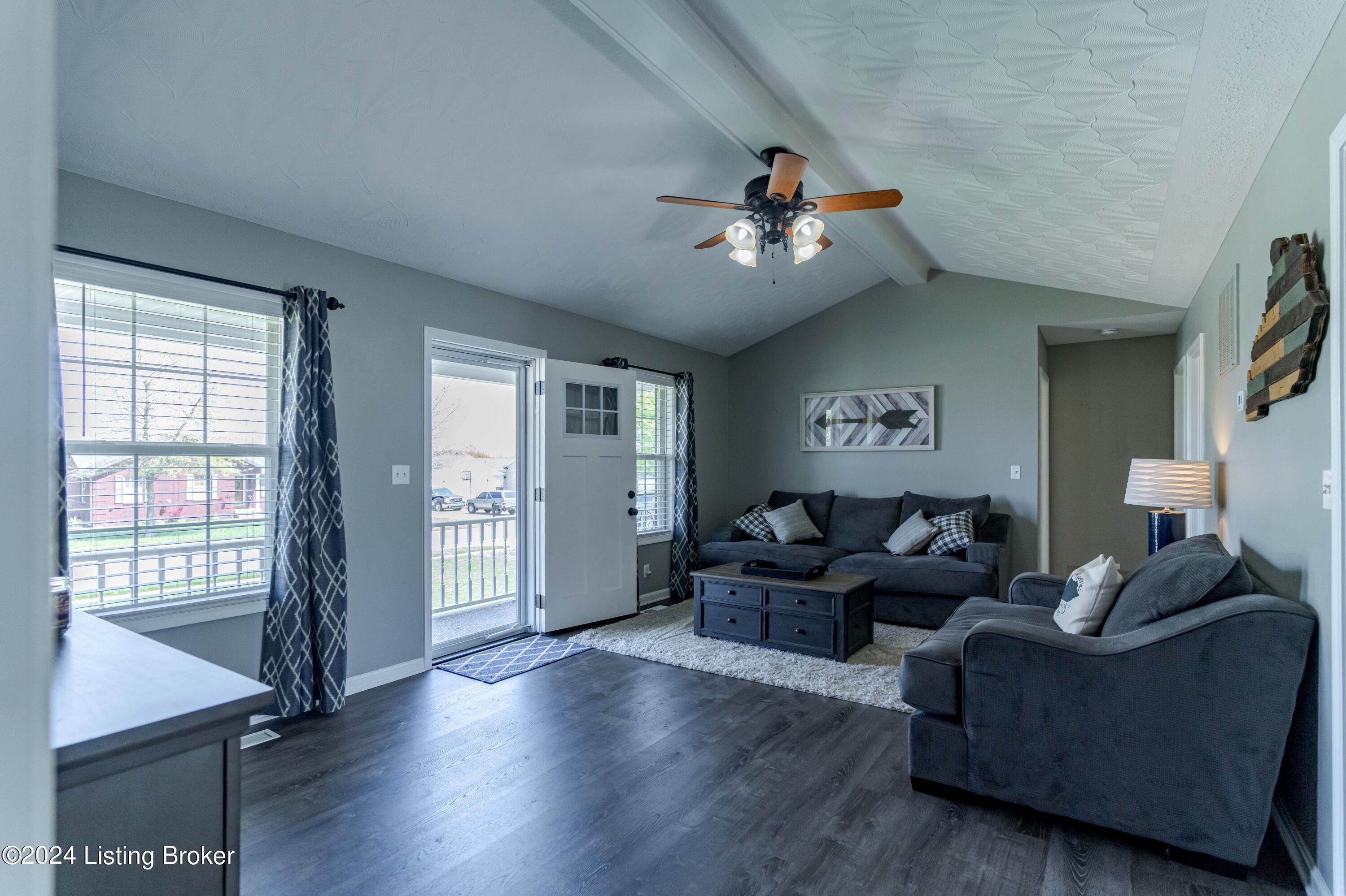 235 Forest Ridge Drive Mount Washington, KY 40047 - Photo 13 of 54 DSC01826