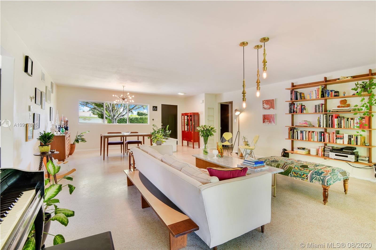 12580 Palm Road North Miami, FL 33181 - Photo 4 of 12 Gallery Image 4