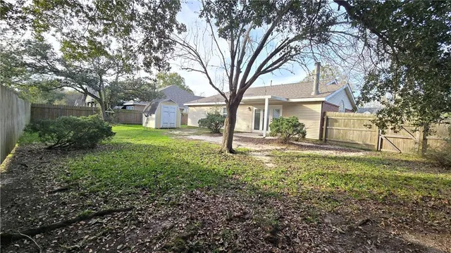 $2,350 | 3517 Meadow Lake Drive West, Slidell, LA 70461