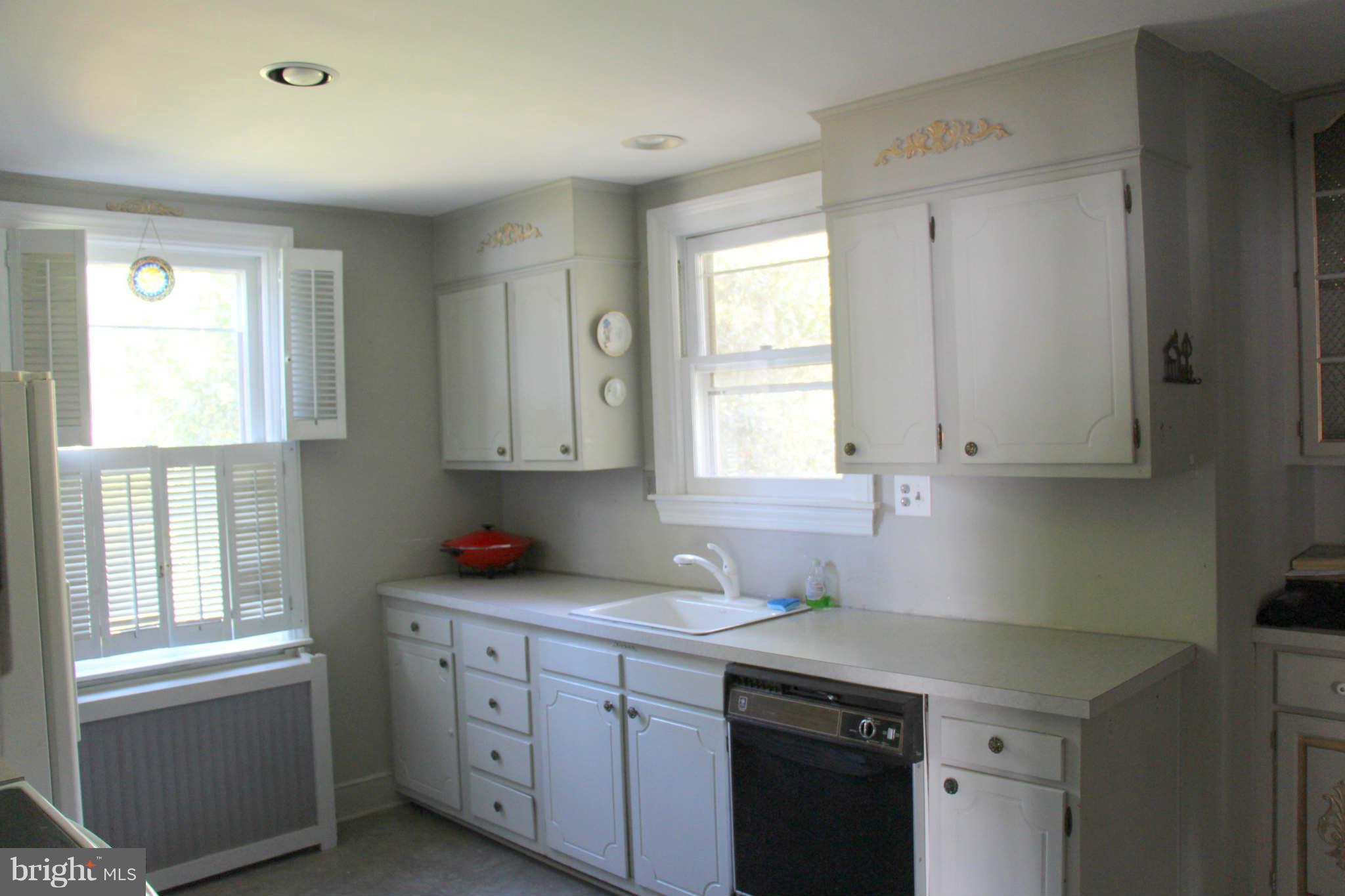 7630 Quaker Neck Road Bozman, MD 21612 - Photo 25 of 28 Kitchen