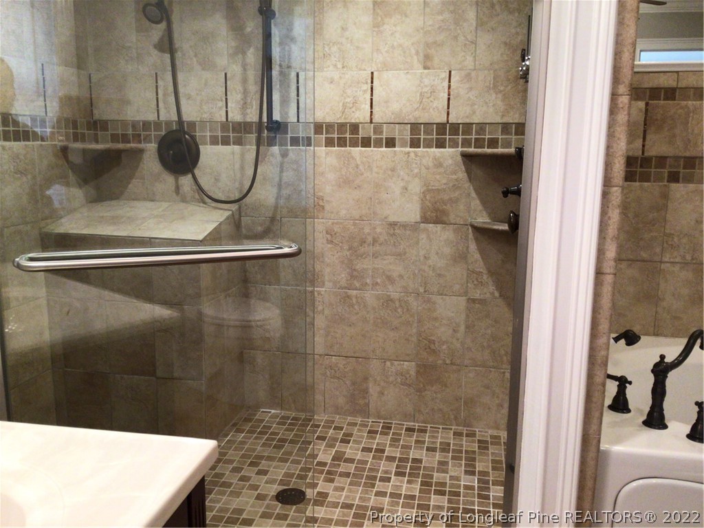 411 Dunmore Road Fayetteville, NC 28303 - Photo 9 of 22 Gallery Image 9