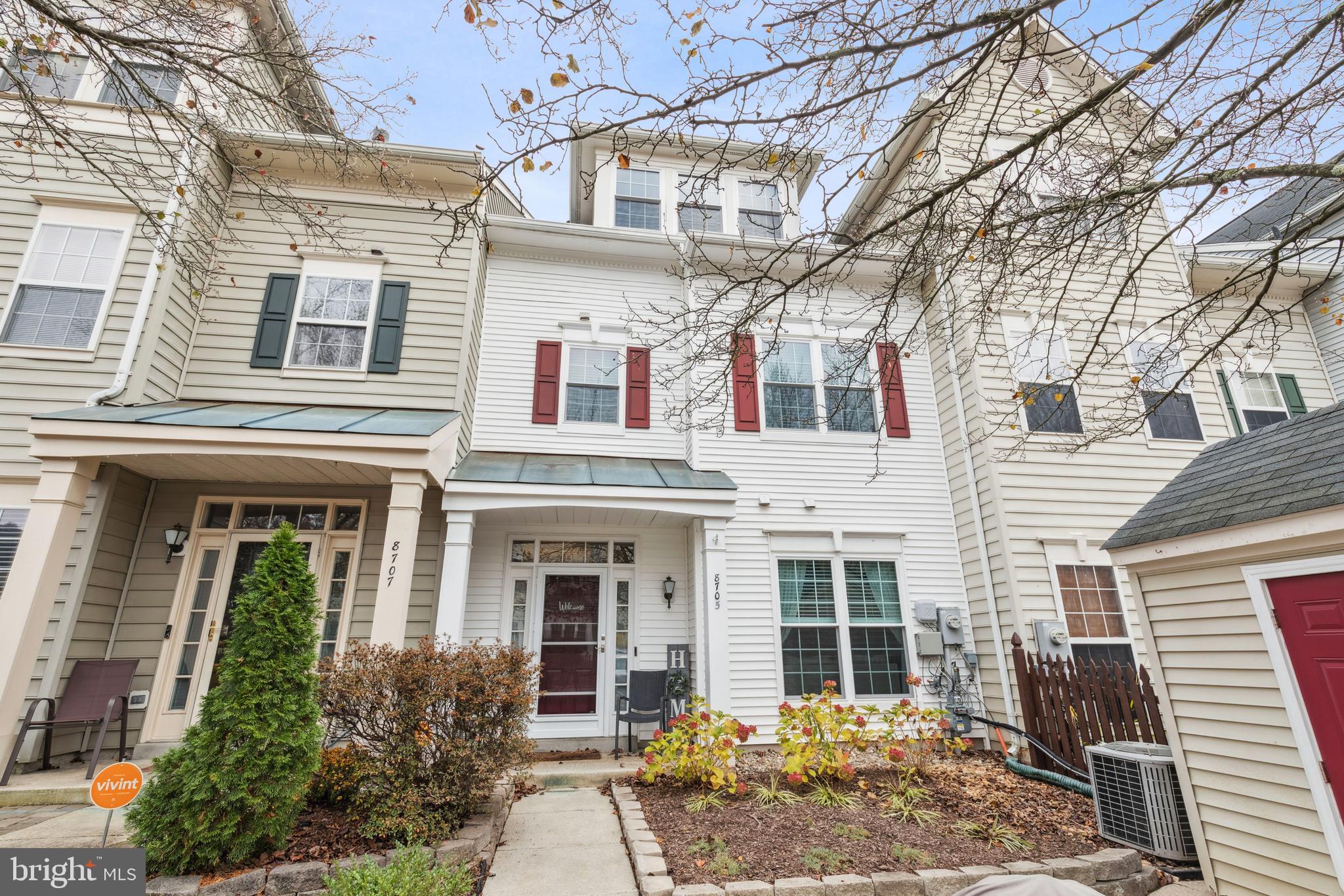 8705 Capistrano Way Odenton, MD 21113 - Photo 2 of 30 Gallery Image 2