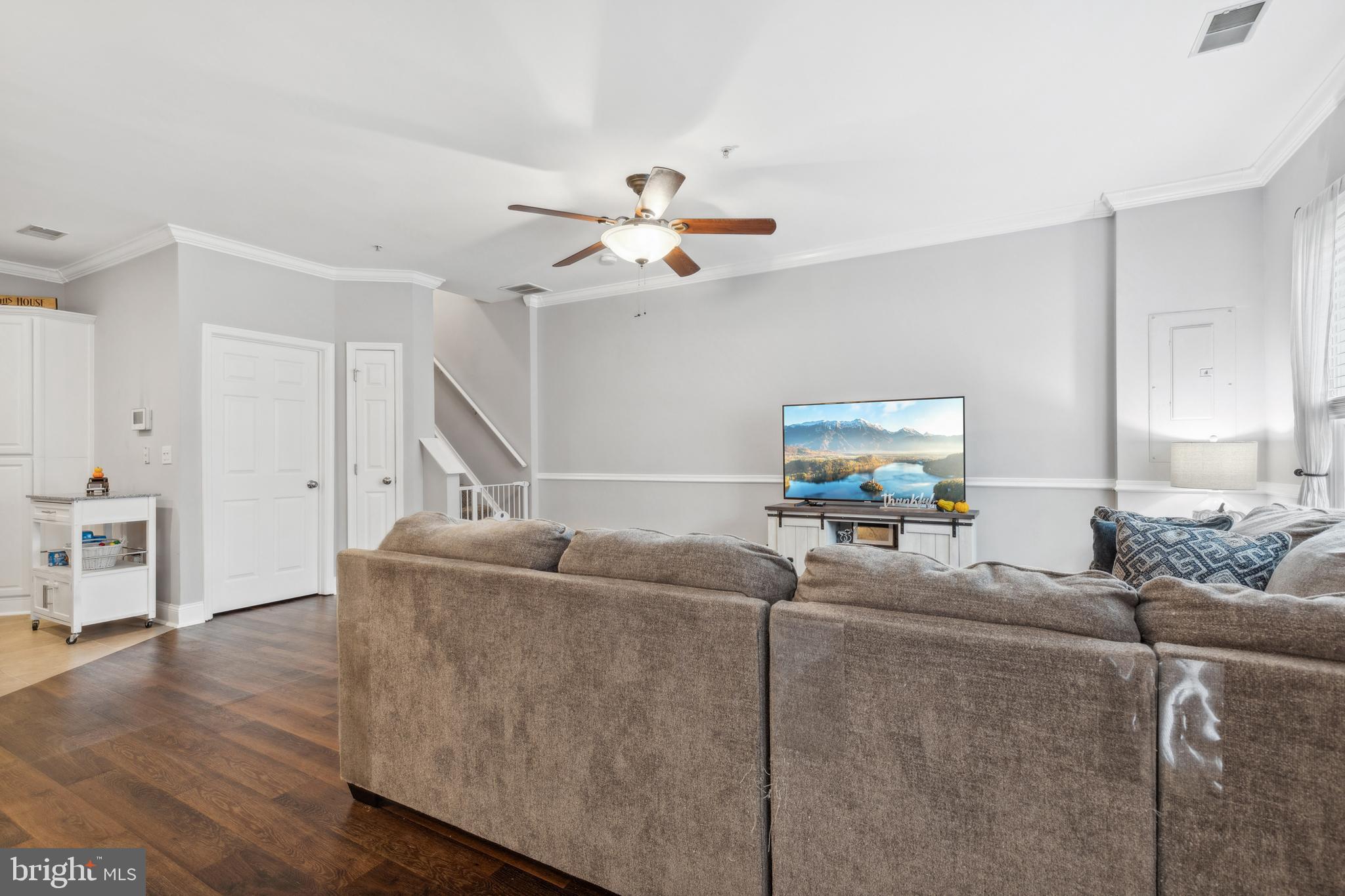 8705 Capistrano Way Odenton, MD 21113 - Photo 6 of 30 Gallery Image 6
