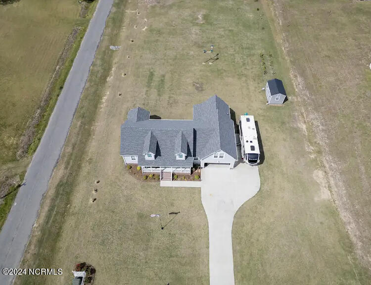 146 Sandy Road Aydlett, NC 27916 - Photo 5 of 37 35611959-05D2-4EA0-B98C-98ED64F524EA