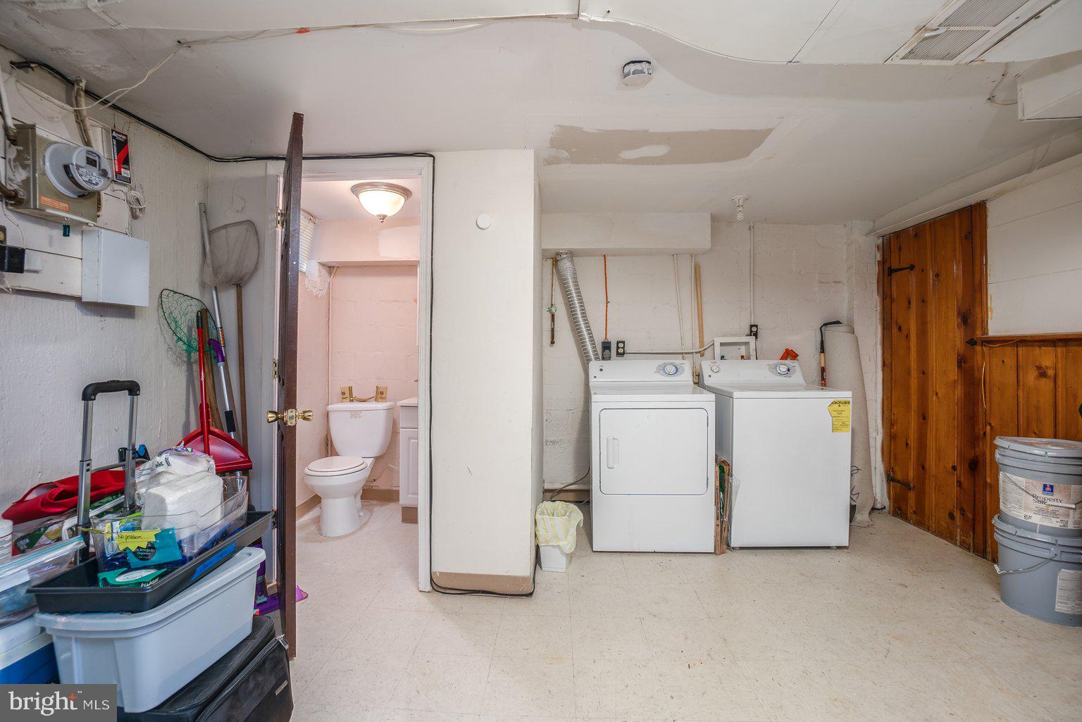 1005 Upnor Road Baltimore, MD 21212 - Photo 25 of 28 Lanundy/Bath area in Basement