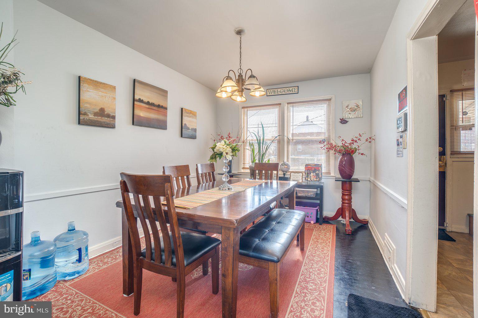 1005 Upnor Road Baltimore, MD 21212 - Photo 6 of 28 Dining Room