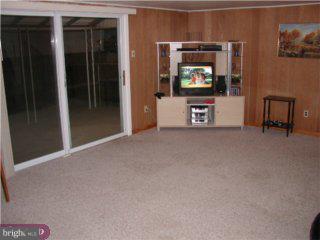 10856 Rayland Road Philadelphia, PA 19154 - Photo 2 of 6 Gallery Image 2